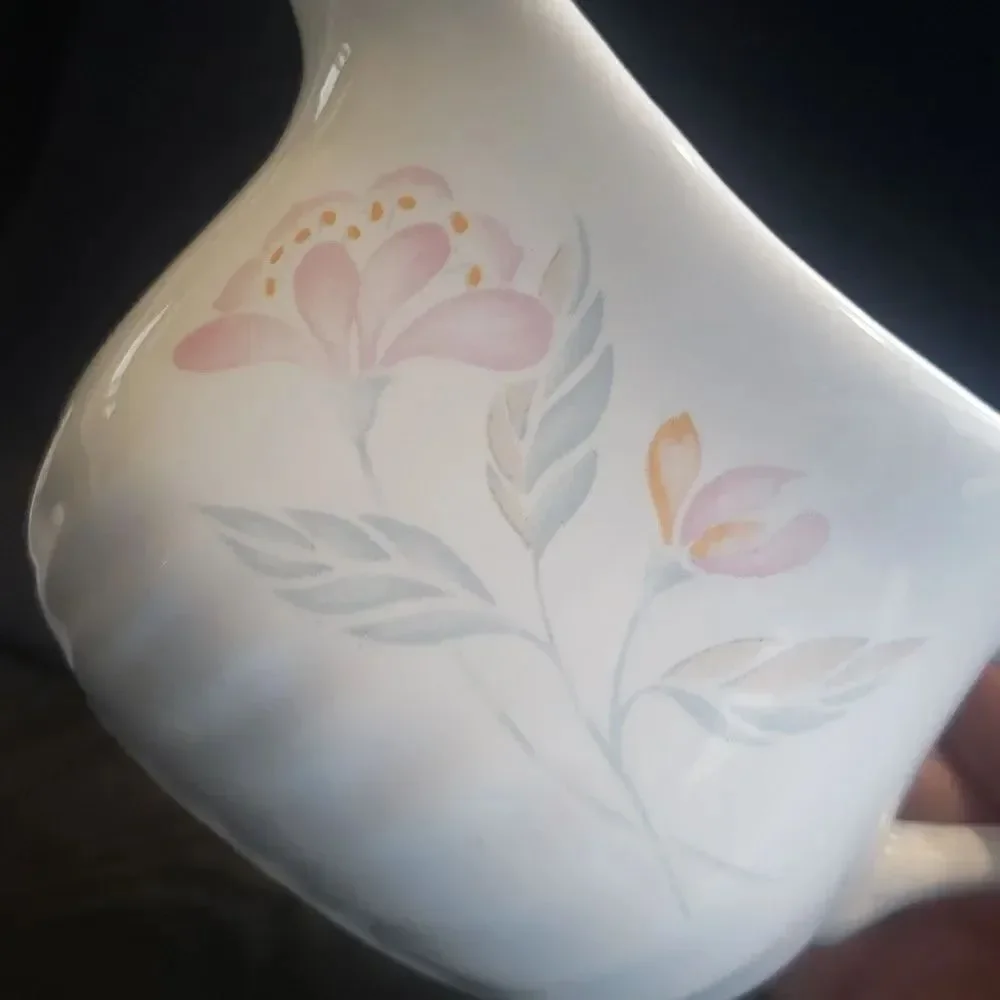 2 Pc Set Corelle Pink Trio Creamer and Gravy Boat